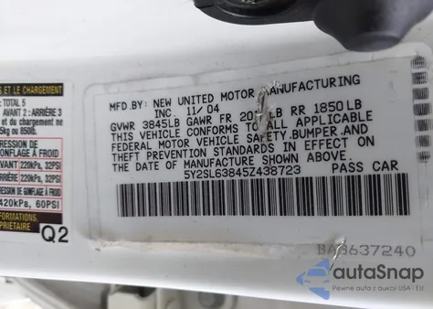 2005 Pontiac Vibe из США, поврежденный, VIN 5Y2SL63845Z438723